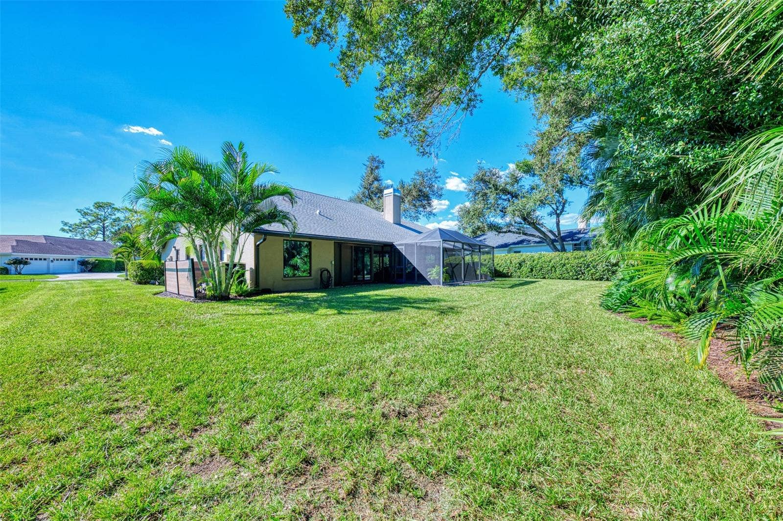 4735 WHITE TAIL LANE, Sarasota, FL 34238 4735 WHITE TAIL LANE, Sarasota, FL 34238