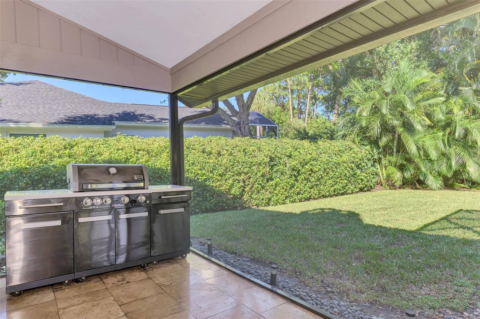 4735 WHITE TAIL LANE, Sarasota, FL 34238 4735 WHITE TAIL LANE, Sarasota, FL 34238