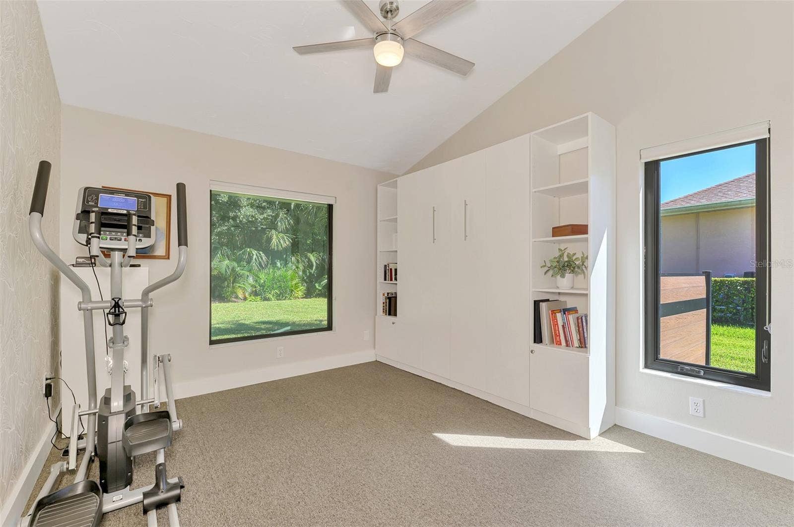 4735 WHITE TAIL LANE, Sarasota, FL 34238 4735 WHITE TAIL LANE, Sarasota, FL 34238