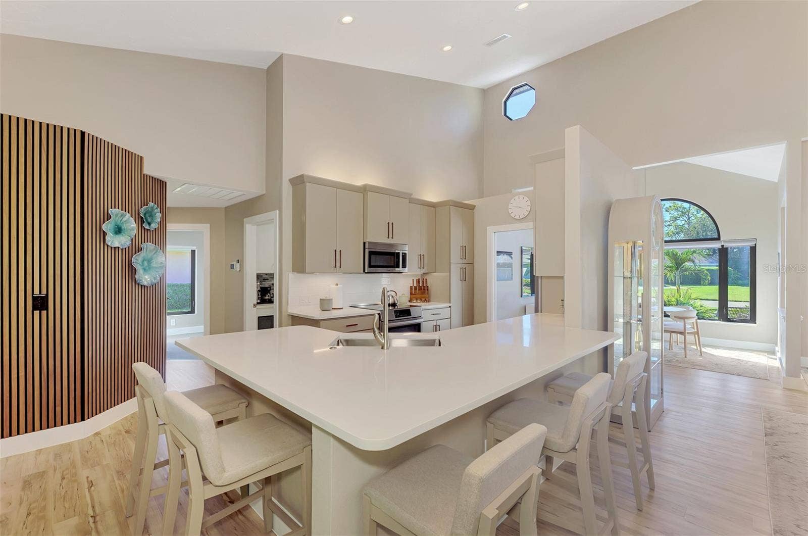 4735 WHITE TAIL LANE, Sarasota, FL 34238 4735 WHITE TAIL LANE, Sarasota, FL 34238