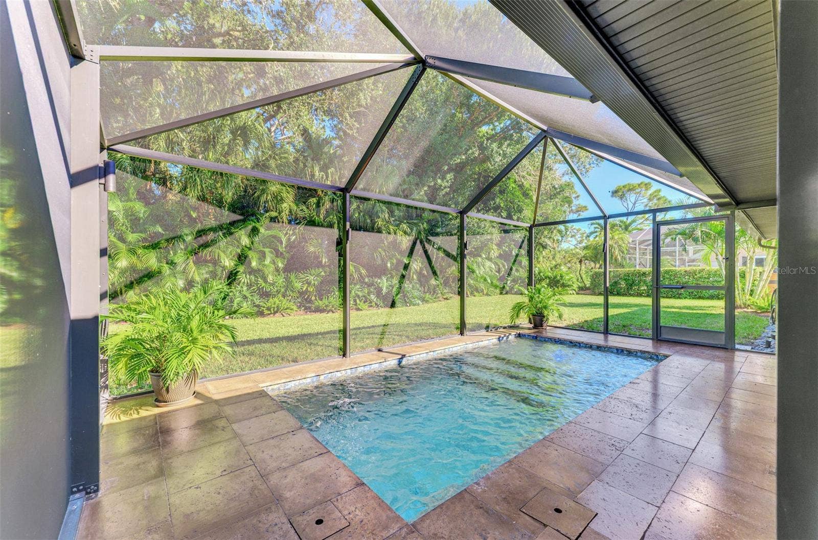 4735 WHITE TAIL LANE, Sarasota, FL 34238 4735 WHITE TAIL LANE, Sarasota, FL 34238