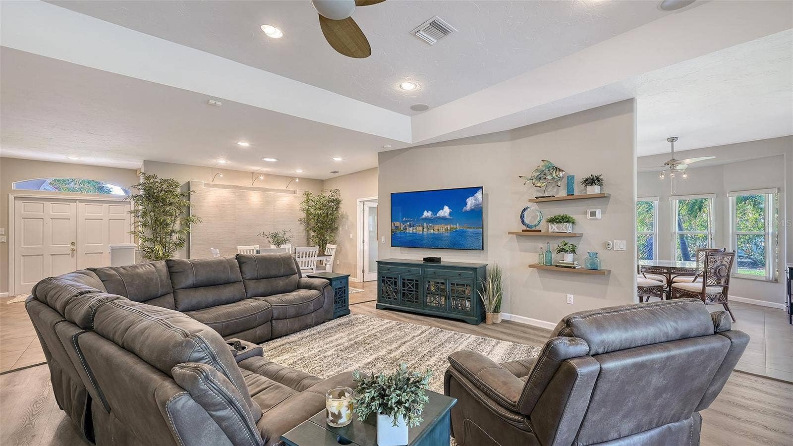 5179 LITTLE BROOK COURT, Sarasota, FL 34238 5179 LITTLE BROOK COURT, Sarasota, FL 34238