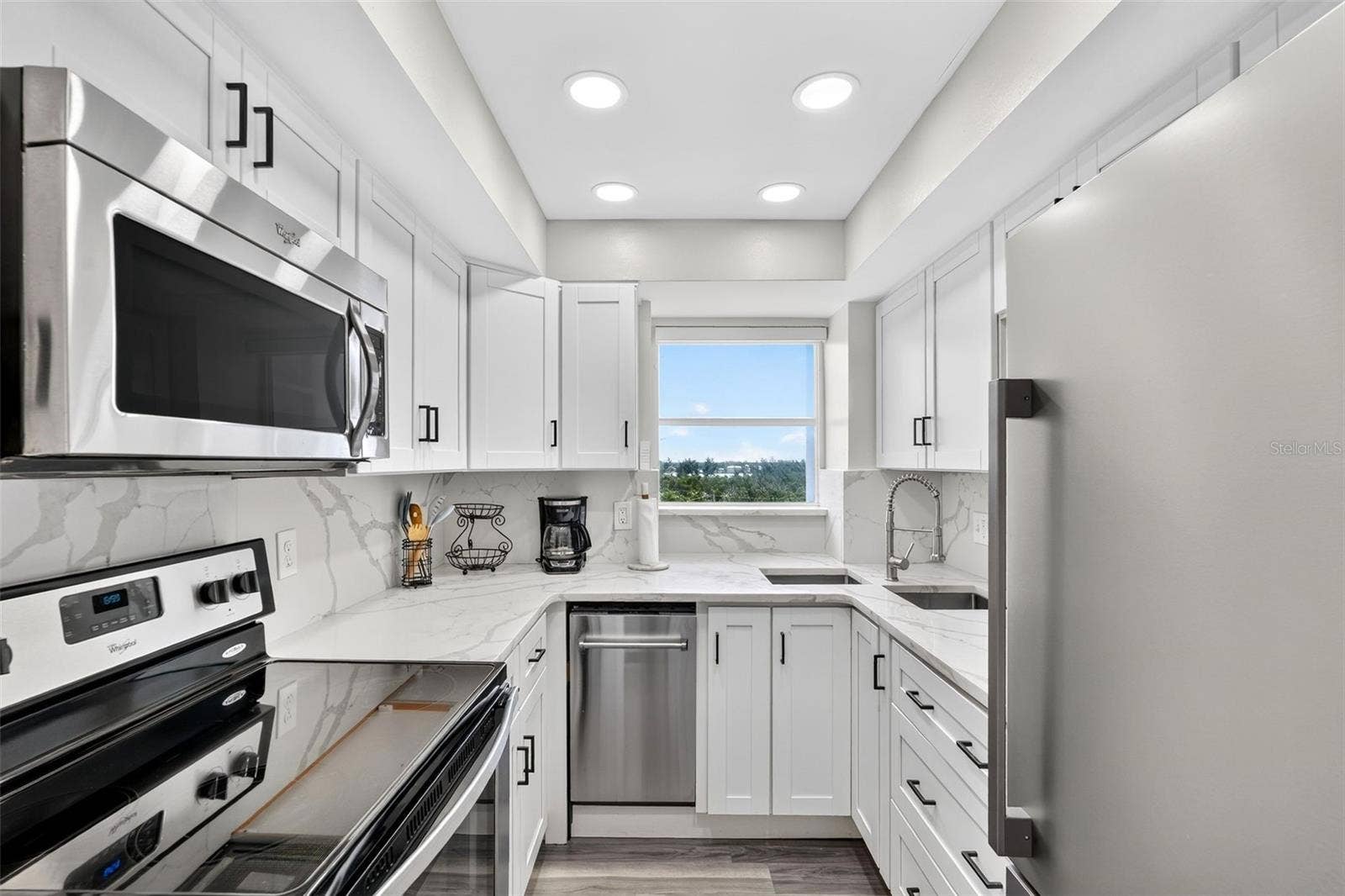 1770 BENJAMIN FRANKLIN DRIVE, #507, Sarasota, FL 34236