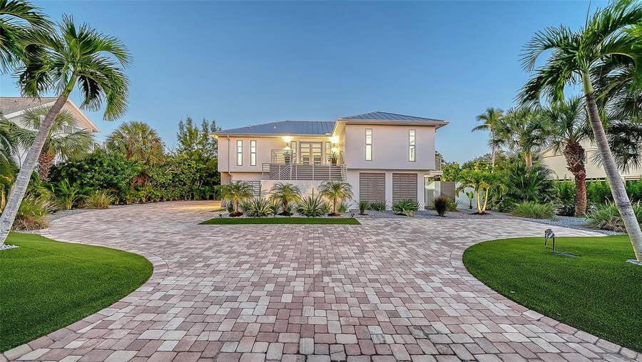 Property photo for 660 PENFIELD STREET, Longboat Key, FL