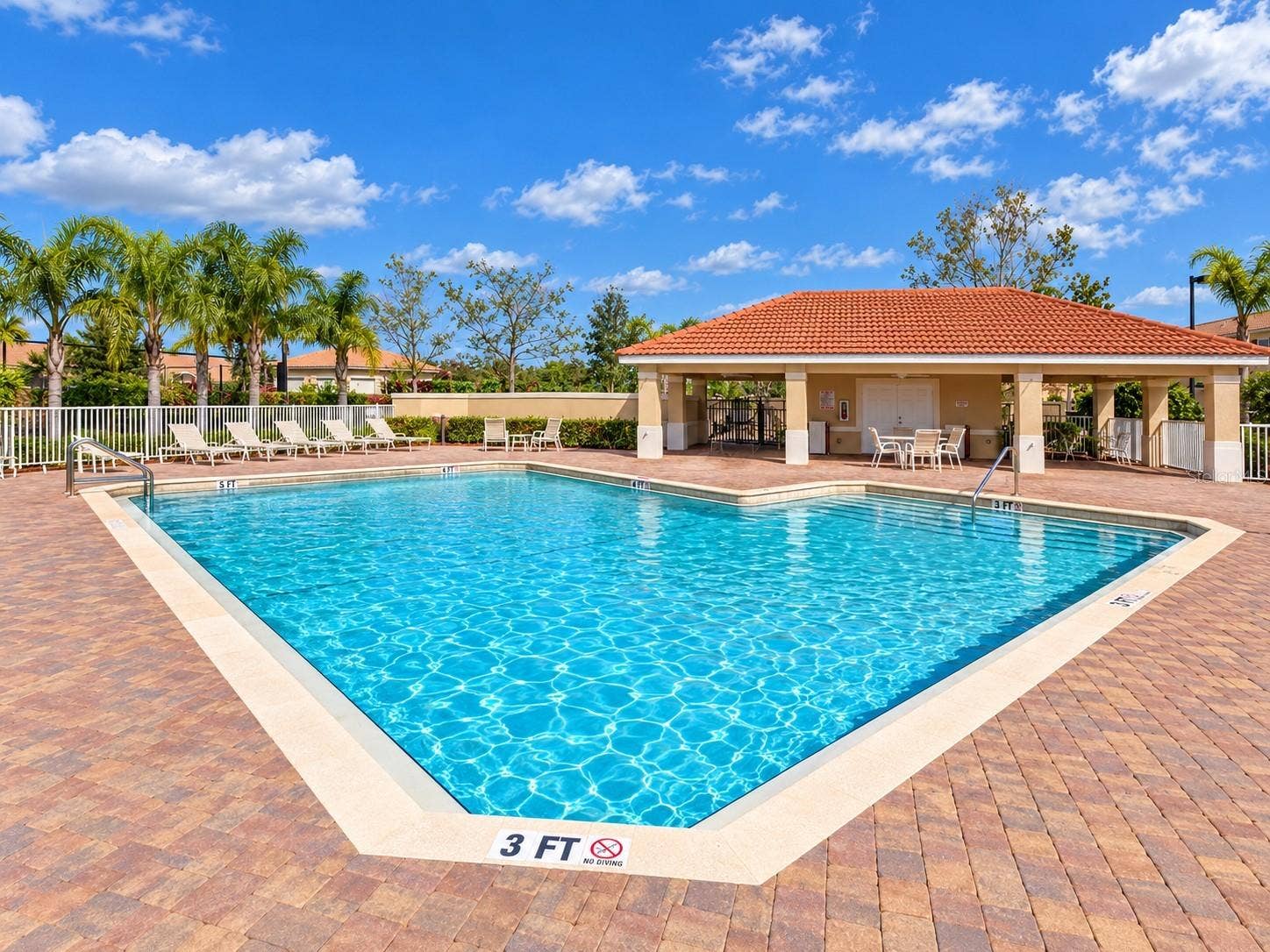 3880 82ND AVENUE CIRCLE E, #104, Sarasota, FL 34243