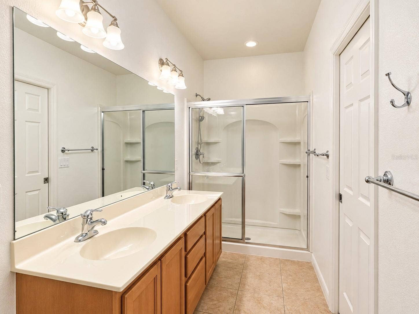 3880 82ND AVENUE CIRCLE E, #104, Sarasota, FL 34243