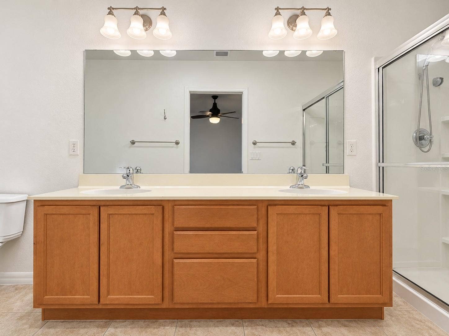3880 82ND AVENUE CIRCLE E, #104, Sarasota, FL 34243