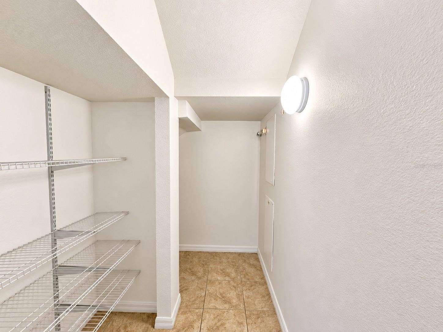 3880 82ND AVENUE CIRCLE E, #104, Sarasota, FL 34243