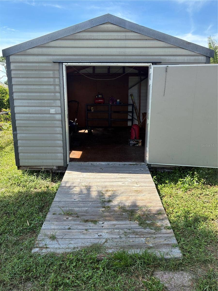 90 HARWICH CIRCLE, Englewood, FL 34223 90 HARWICH CIRCLE, Englewood, FL 34223
