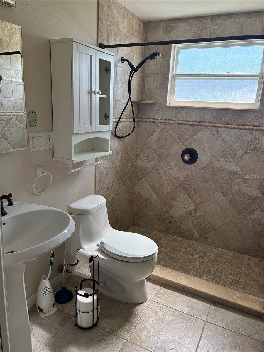 90 HARWICH CIRCLE, Englewood, FL 34223 90 HARWICH CIRCLE, Englewood, FL 34223