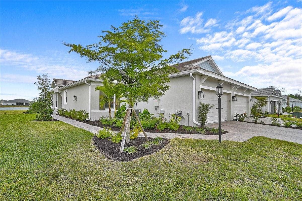 7782 WANING MOON WAY, Sarasota, FL 34241