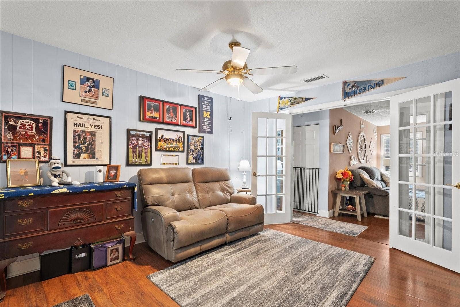 2212 CLARK AVENUE, Bradenton, FL 34207 2212 CLARK AVENUE, Bradenton, FL 34207