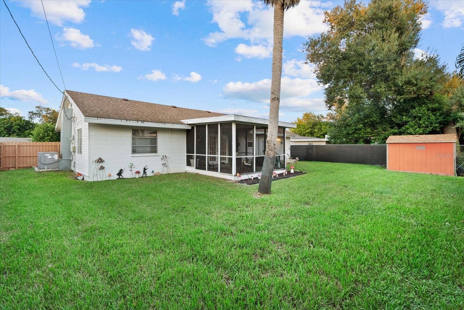 2212 CLARK AVENUE, Bradenton, FL 34207 2212 CLARK AVENUE, Bradenton, FL 34207