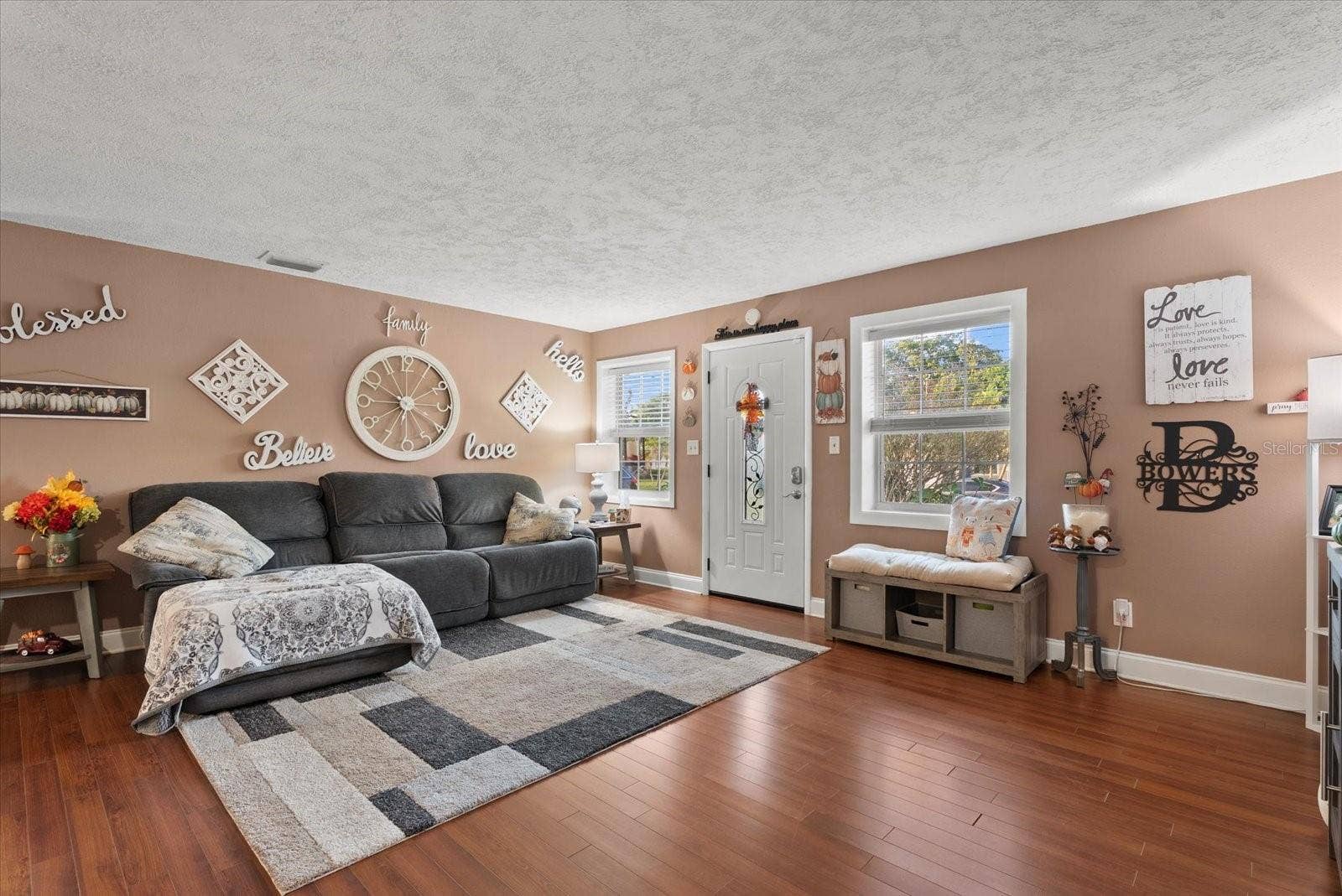 2212 CLARK AVENUE, Bradenton, FL 34207 2212 CLARK AVENUE, Bradenton, FL 34207