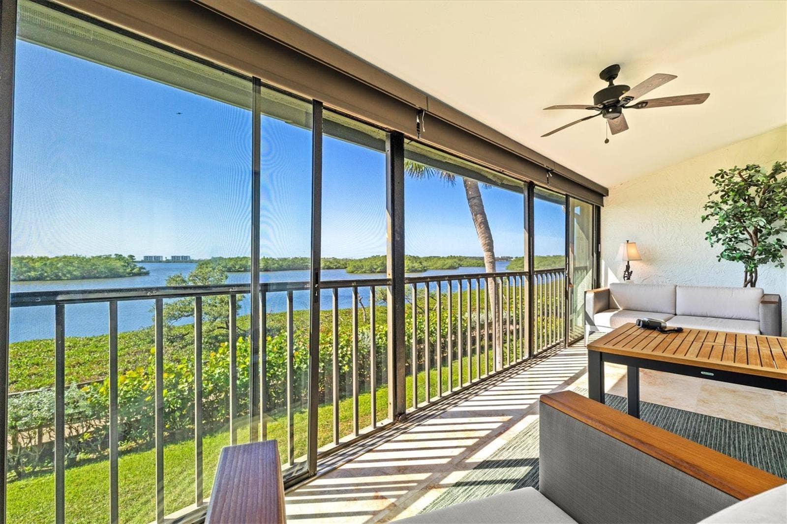 1518 PELICAN POINT DRIVE, #257, Sarasota, FL 34231 1518 PELICAN POINT DRIVE, #257, Sarasota, FL 34231
