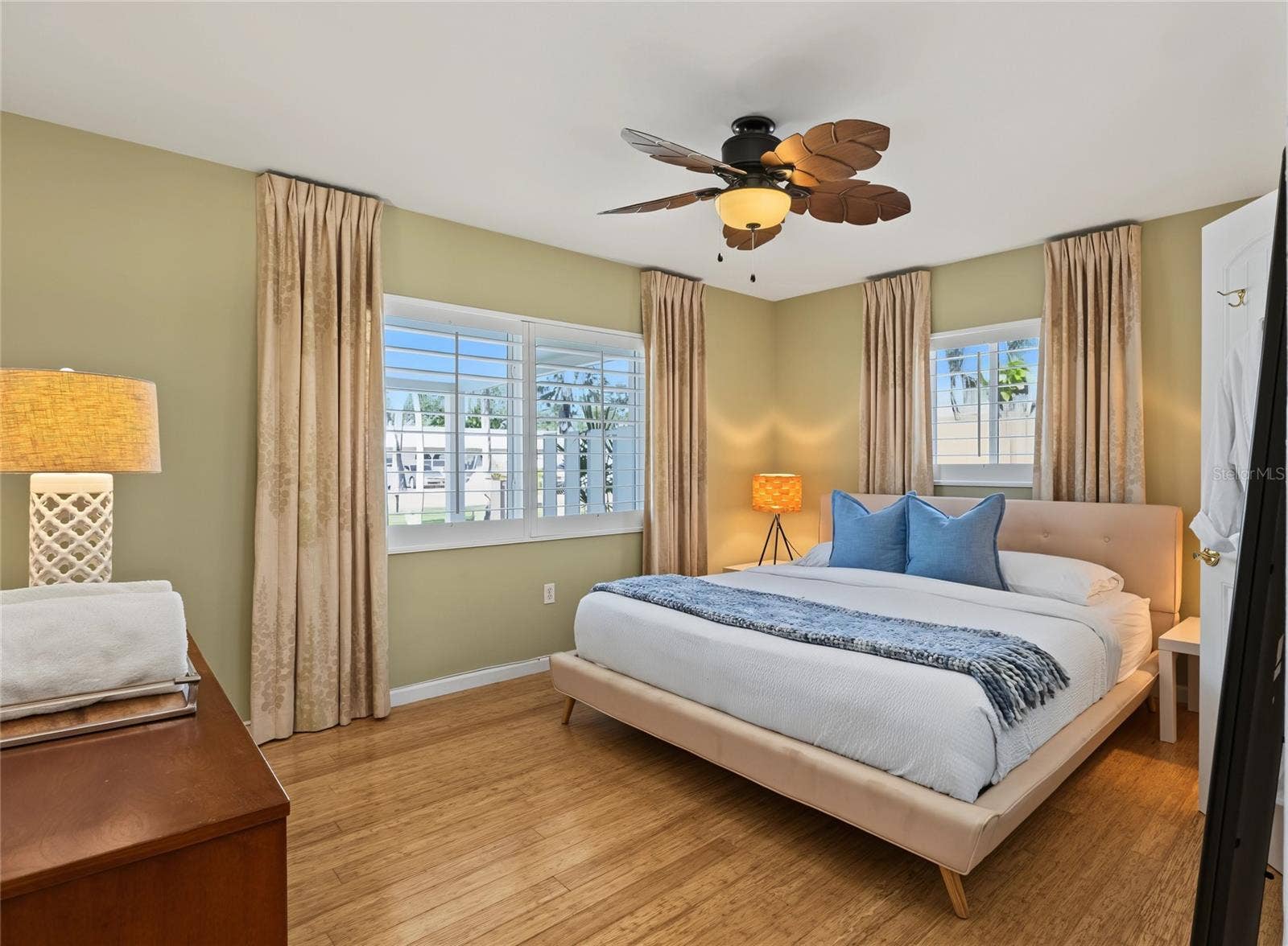 210 BRIGGS COURT, Sarasota, FL 34237 Primary bedroom
