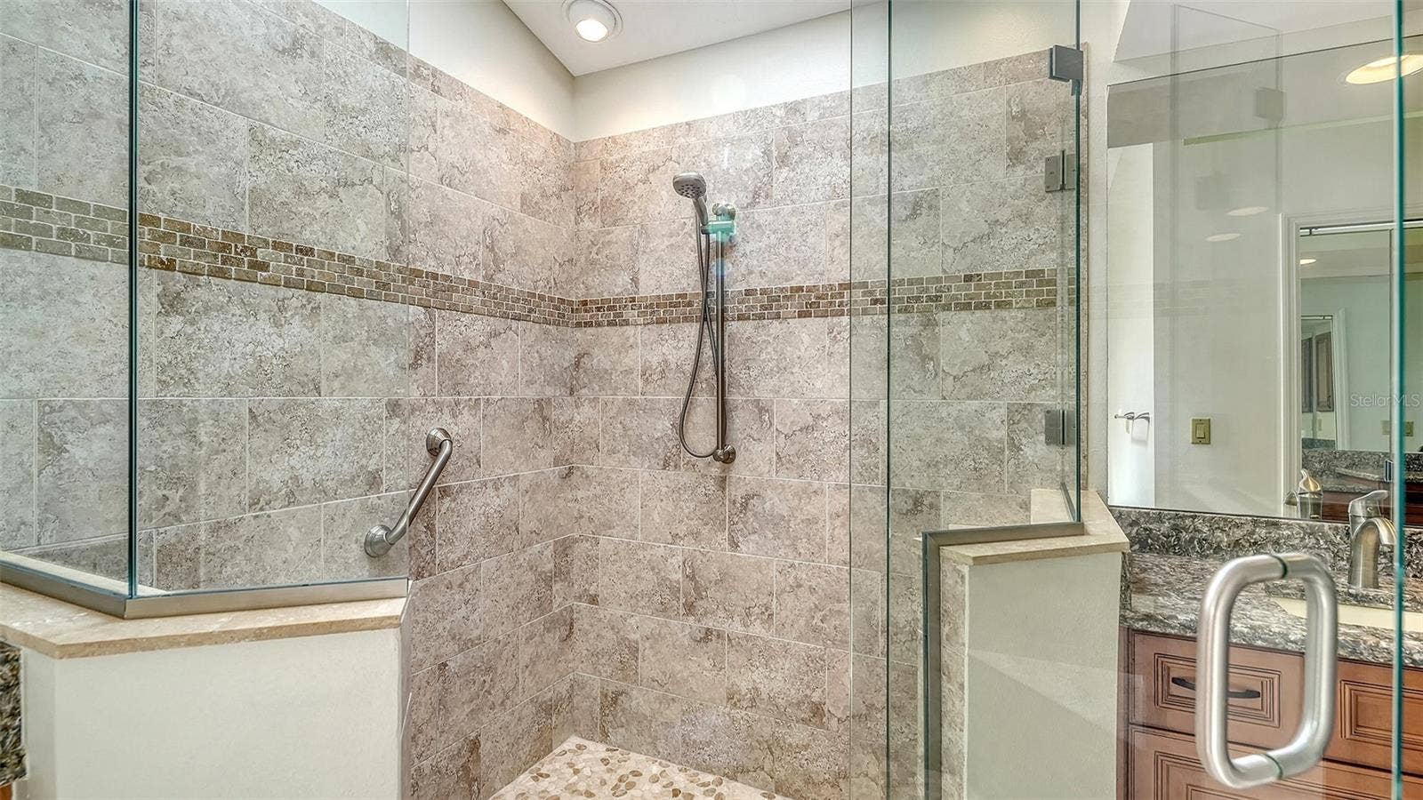 3944 LYNDHURST COURT, Sarasota, FL 34235