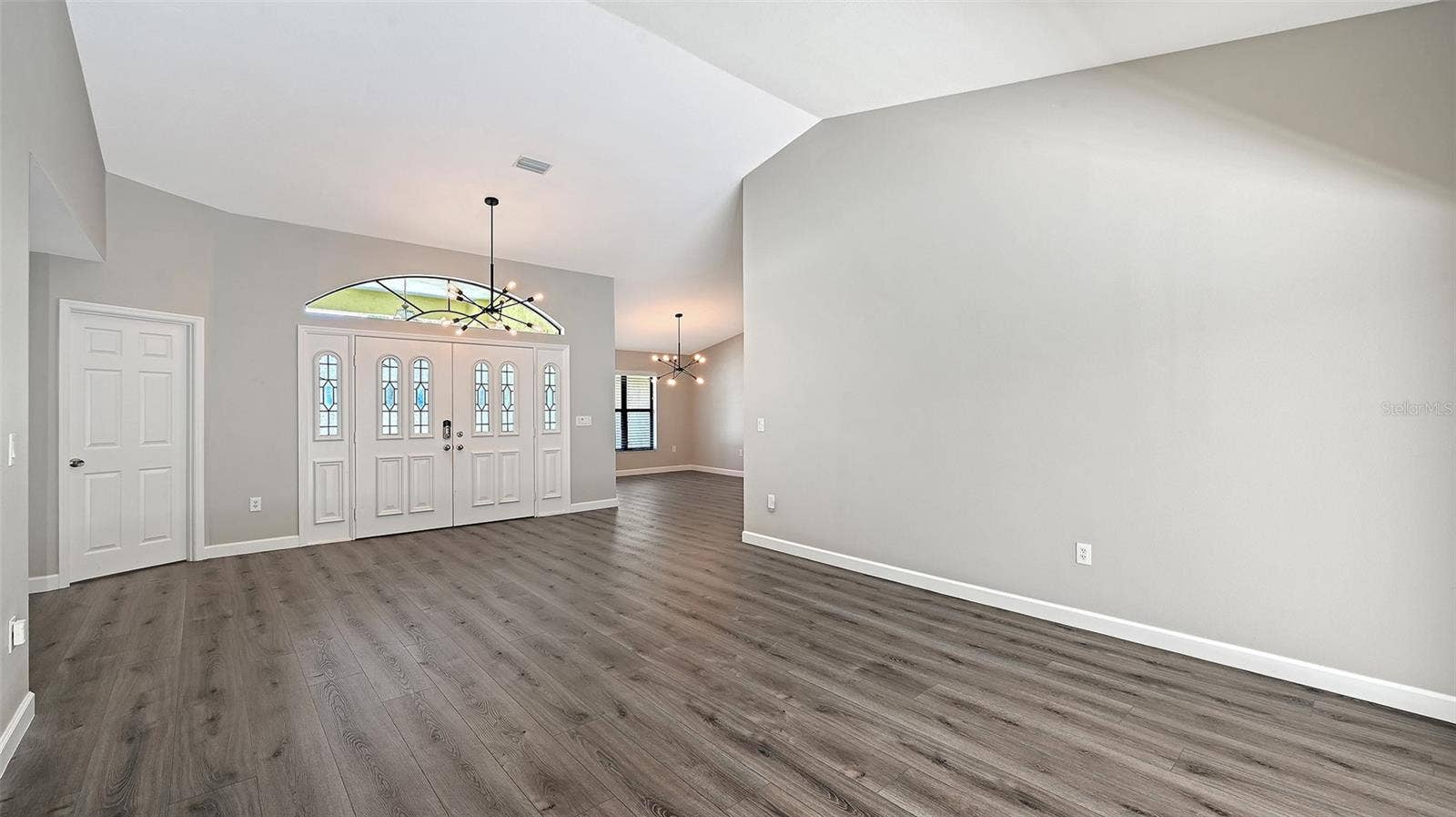 4409 OAK VIEW DRIVE, Sarasota, FL 34232 4409 OAK VIEW DRIVE, Sarasota, FL 34232