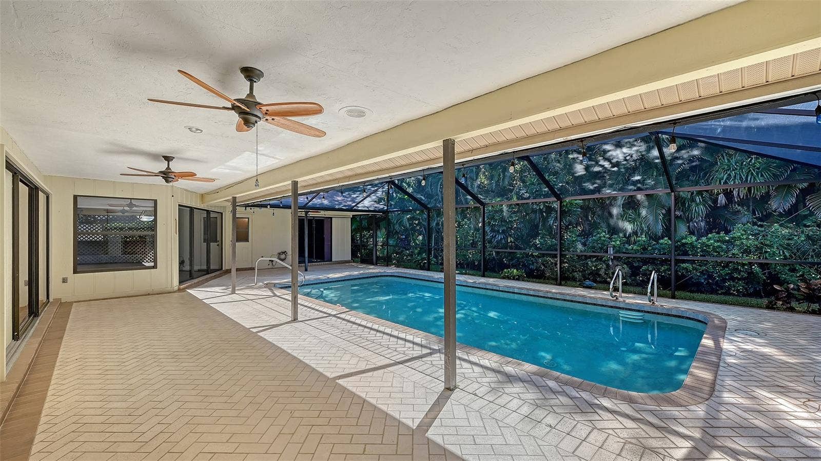 4409 OAK VIEW DRIVE, Sarasota, FL 34232 4409 OAK VIEW DRIVE, Sarasota, FL 34232