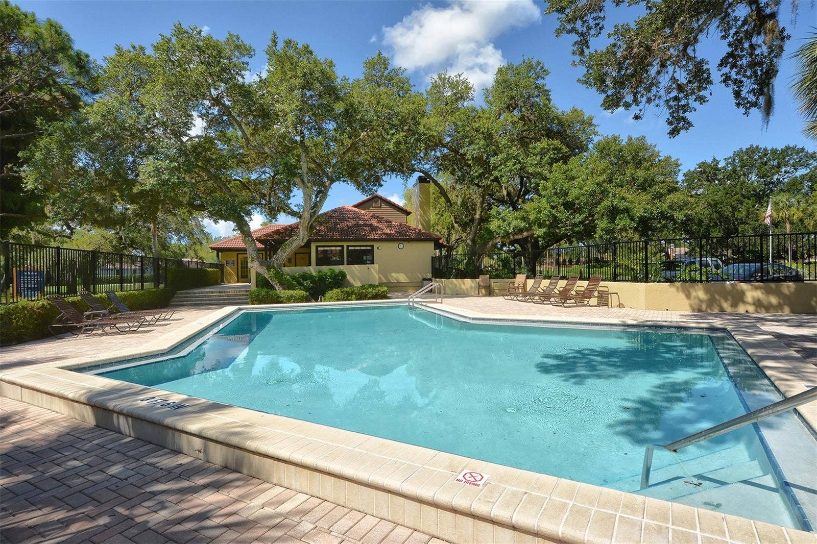 4409 OAK VIEW DRIVE, Sarasota, FL 34232 4409 OAK VIEW DRIVE, Sarasota, FL 34232