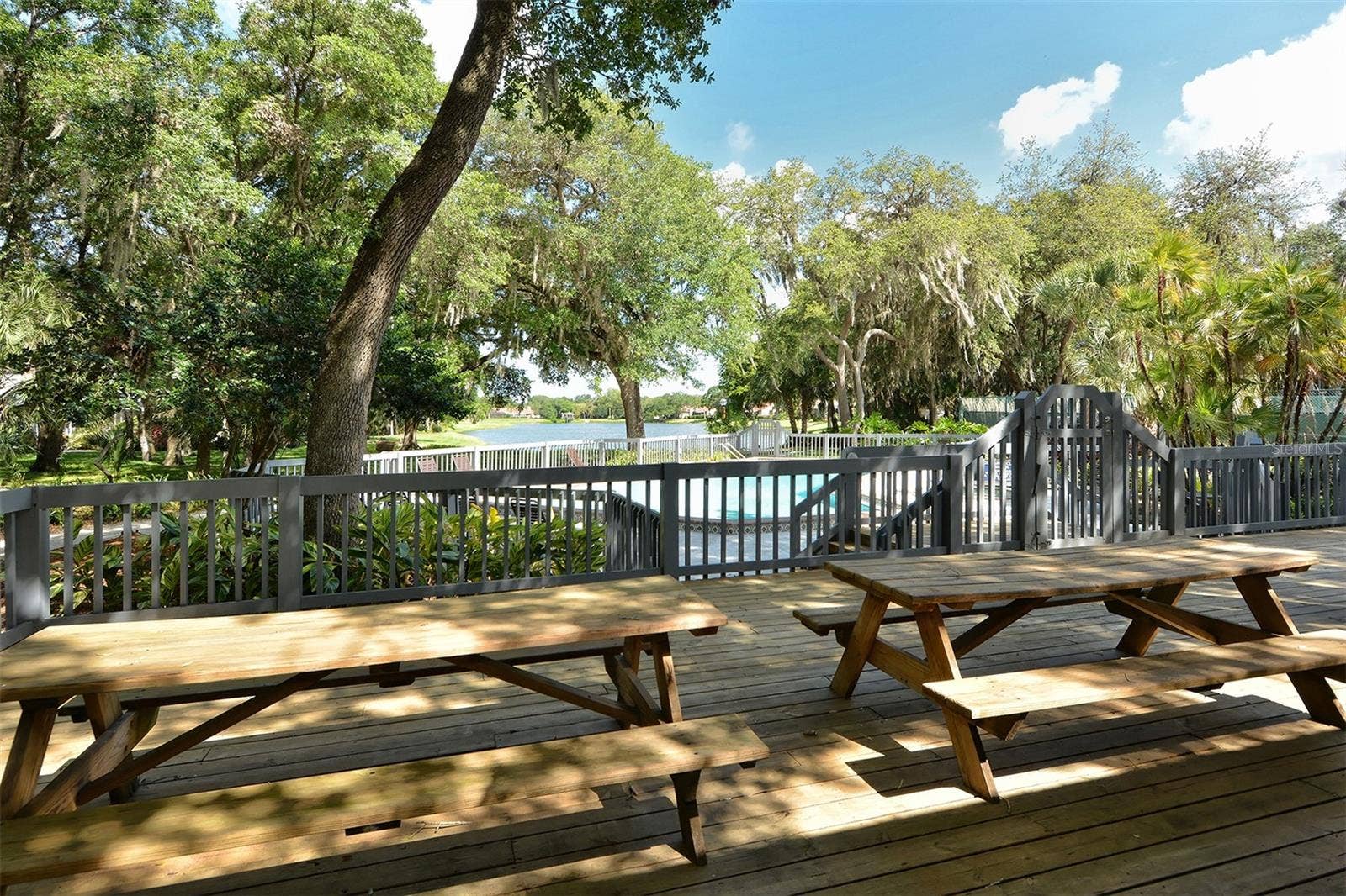 4409 OAK VIEW DRIVE, Sarasota, FL 34232 4409 OAK VIEW DRIVE, Sarasota, FL 34232