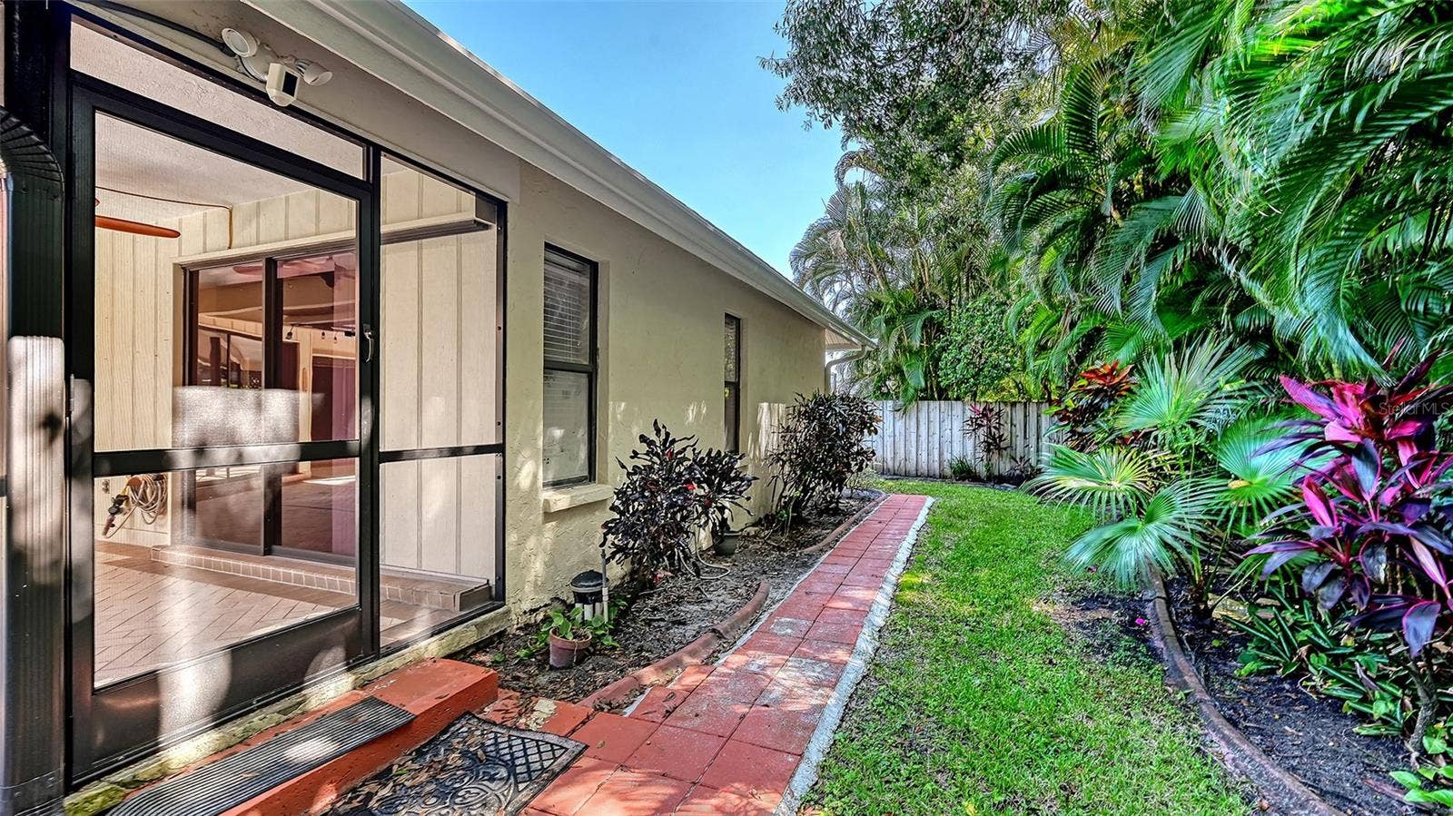 4409 OAK VIEW DRIVE, Sarasota, FL 34232 4409 OAK VIEW DRIVE, Sarasota, FL 34232