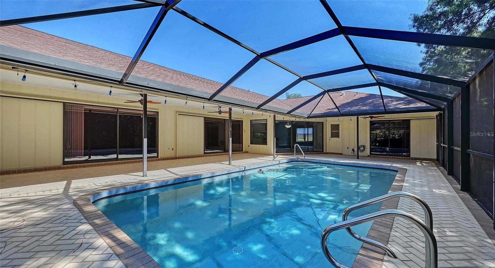 4409 OAK VIEW DRIVE, Sarasota, FL 34232 4409 OAK VIEW DRIVE, Sarasota, FL 34232