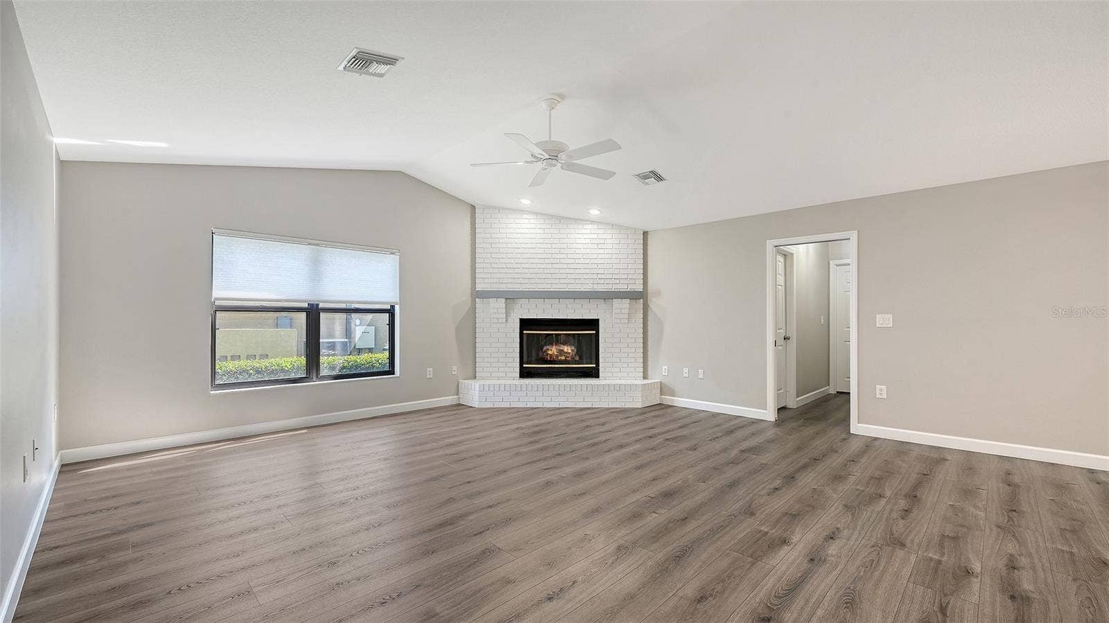 4409 OAK VIEW DRIVE, Sarasota, FL 34232 4409 OAK VIEW DRIVE, Sarasota, FL 34232