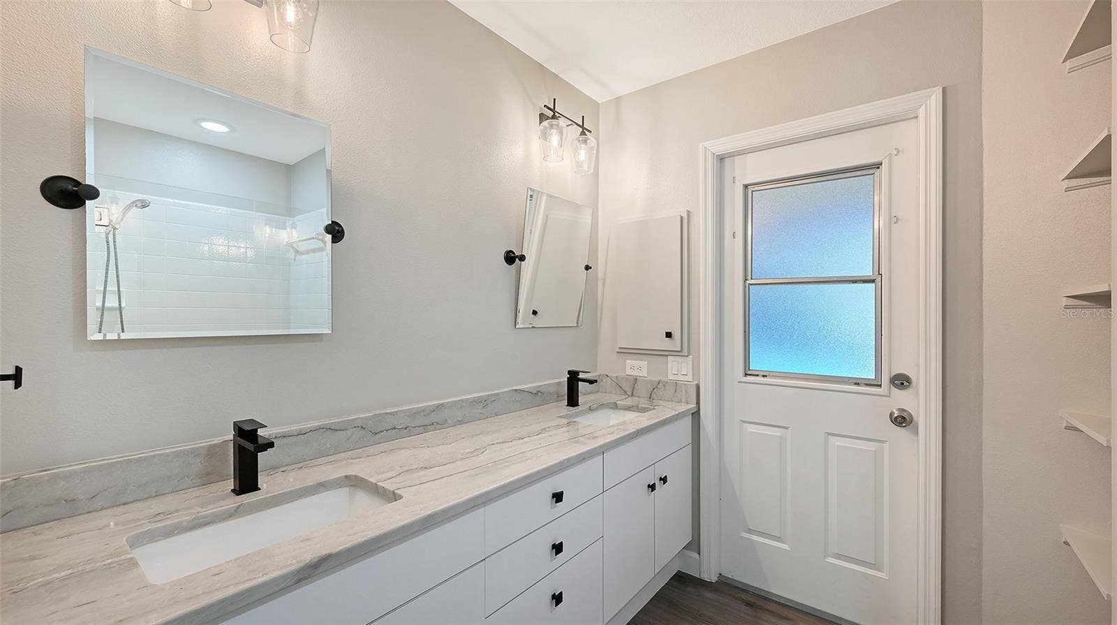 4409 OAK VIEW DRIVE, Sarasota, FL 34232 4409 OAK VIEW DRIVE, Sarasota, FL 34232