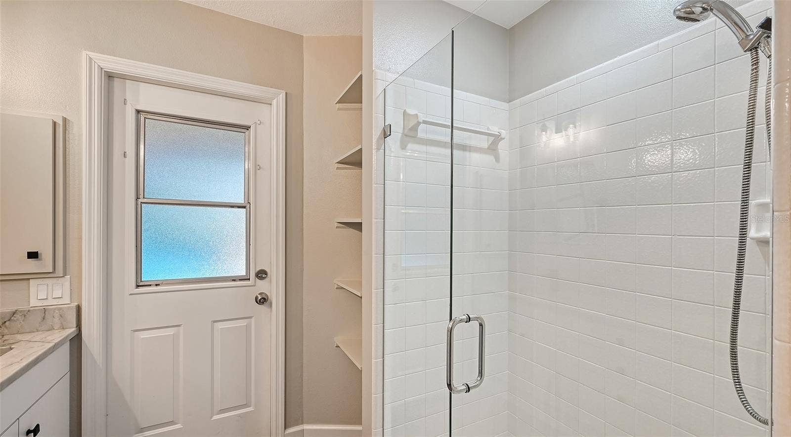 4409 OAK VIEW DRIVE, Sarasota, FL 34232 4409 OAK VIEW DRIVE, Sarasota, FL 34232