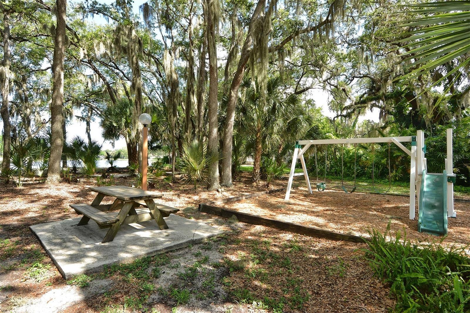 4409 OAK VIEW DRIVE, Sarasota, FL 34232 4409 OAK VIEW DRIVE, Sarasota, FL 34232