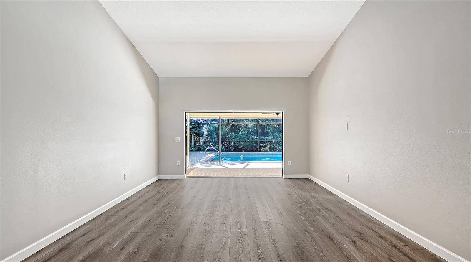 4409 OAK VIEW DRIVE, Sarasota, FL 34232 4409 OAK VIEW DRIVE, Sarasota, FL 34232