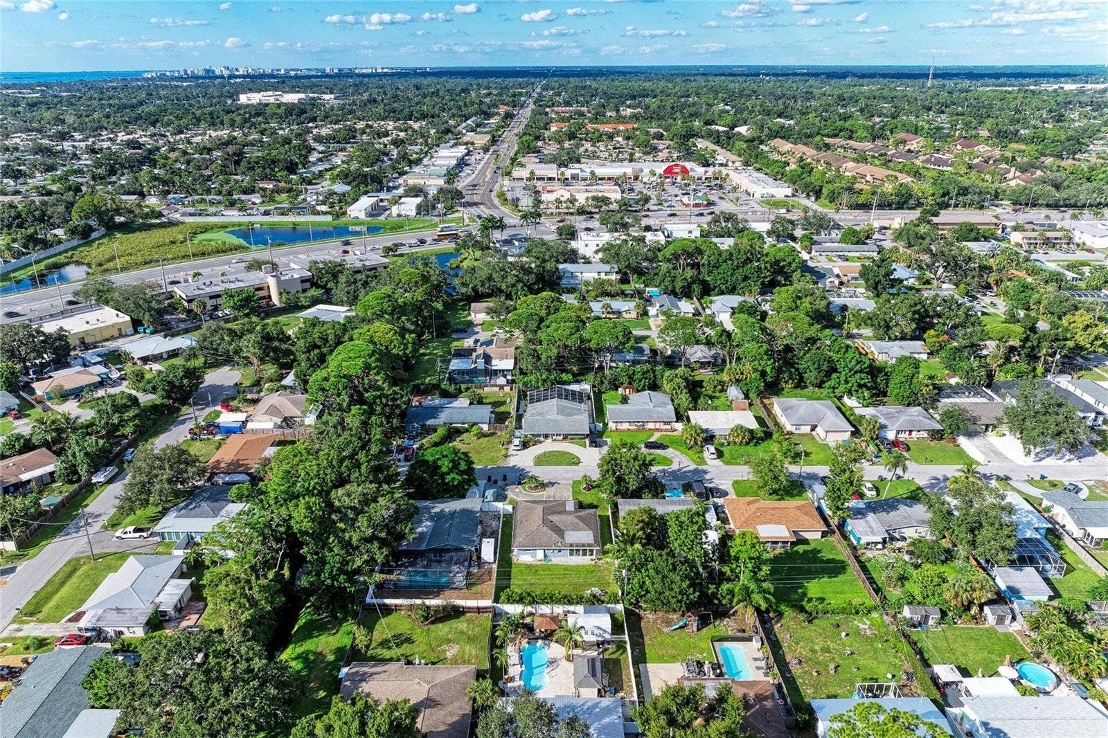 2821 YORKTOWN STREET, Sarasota, FL 34231 2821 YORKTOWN STREET, Sarasota, FL 34231