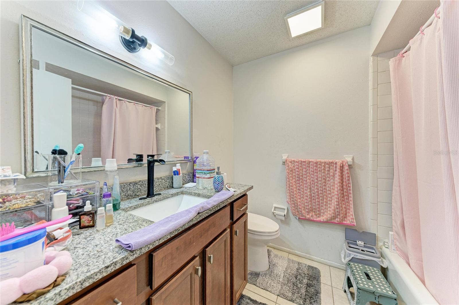 2821 YORKTOWN STREET, Sarasota, FL 34231 2821 YORKTOWN STREET, Sarasota, FL 34231