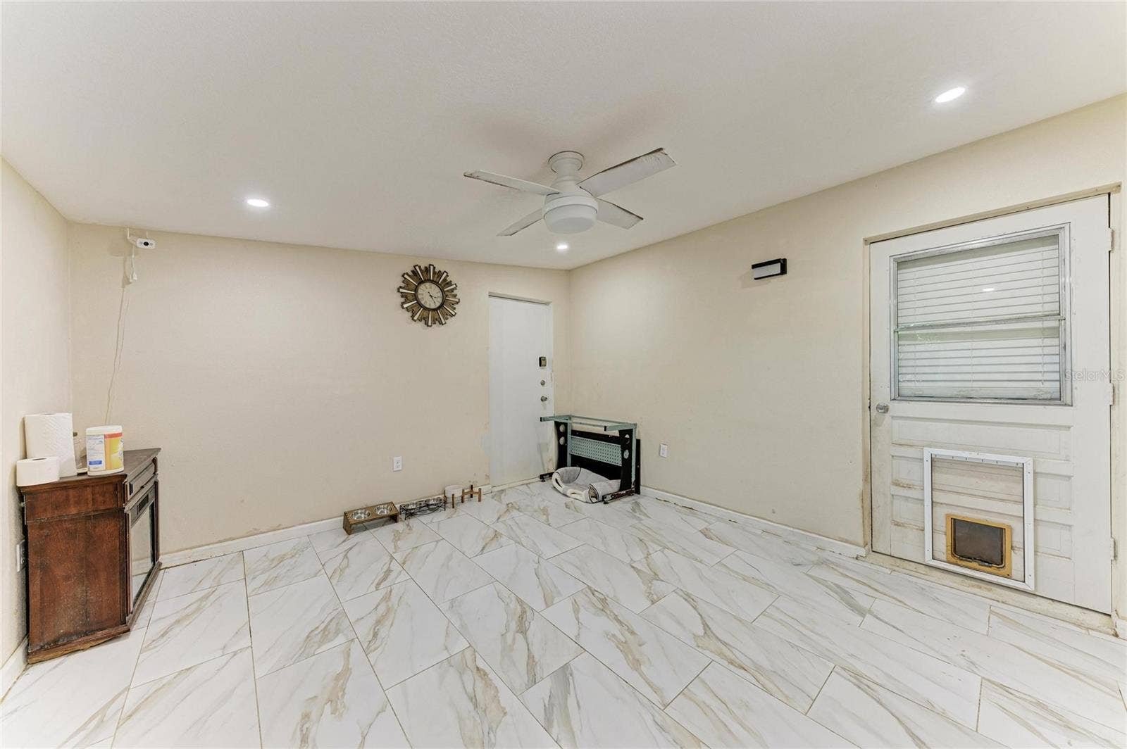 2821 YORKTOWN STREET, Sarasota, FL 34231 2821 YORKTOWN STREET, Sarasota, FL 34231