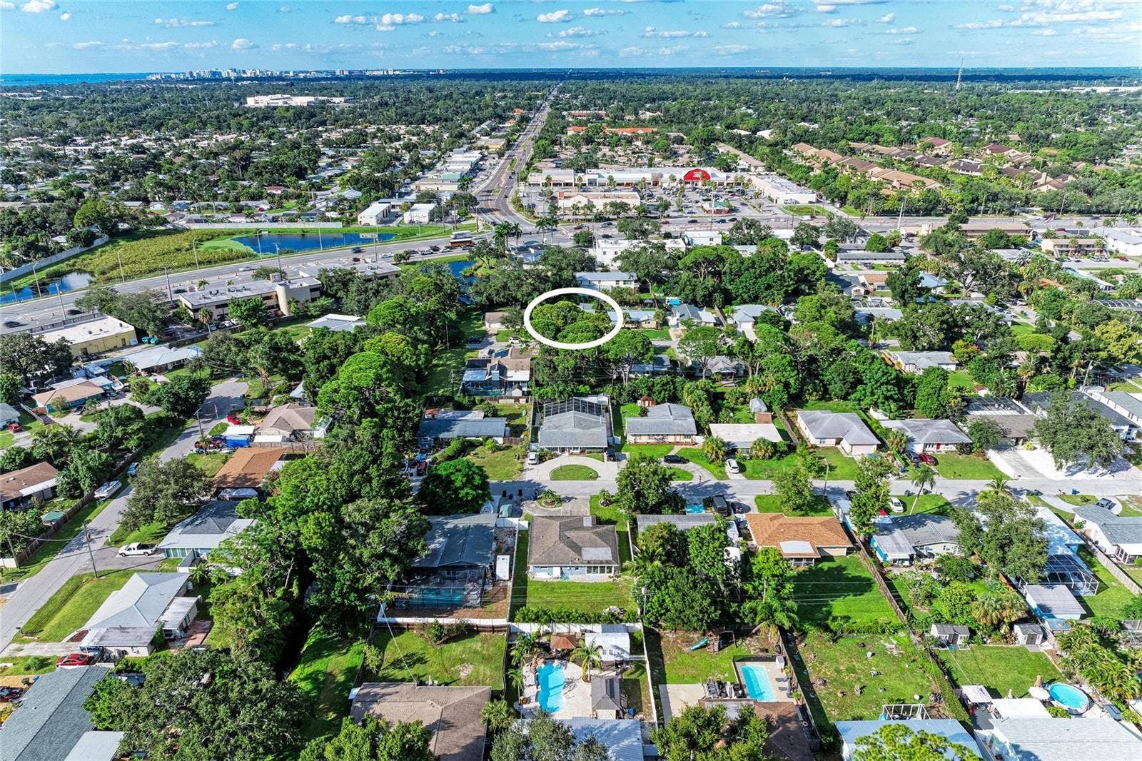 2821 YORKTOWN STREET, Sarasota, FL 34231 2821 YORKTOWN STREET, Sarasota, FL 34231