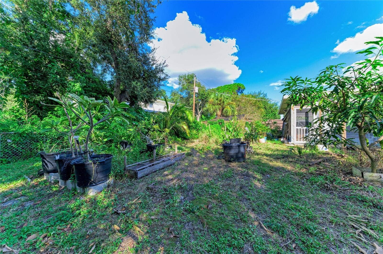2821 YORKTOWN STREET, Sarasota, FL 34231 2821 YORKTOWN STREET, Sarasota, FL 34231