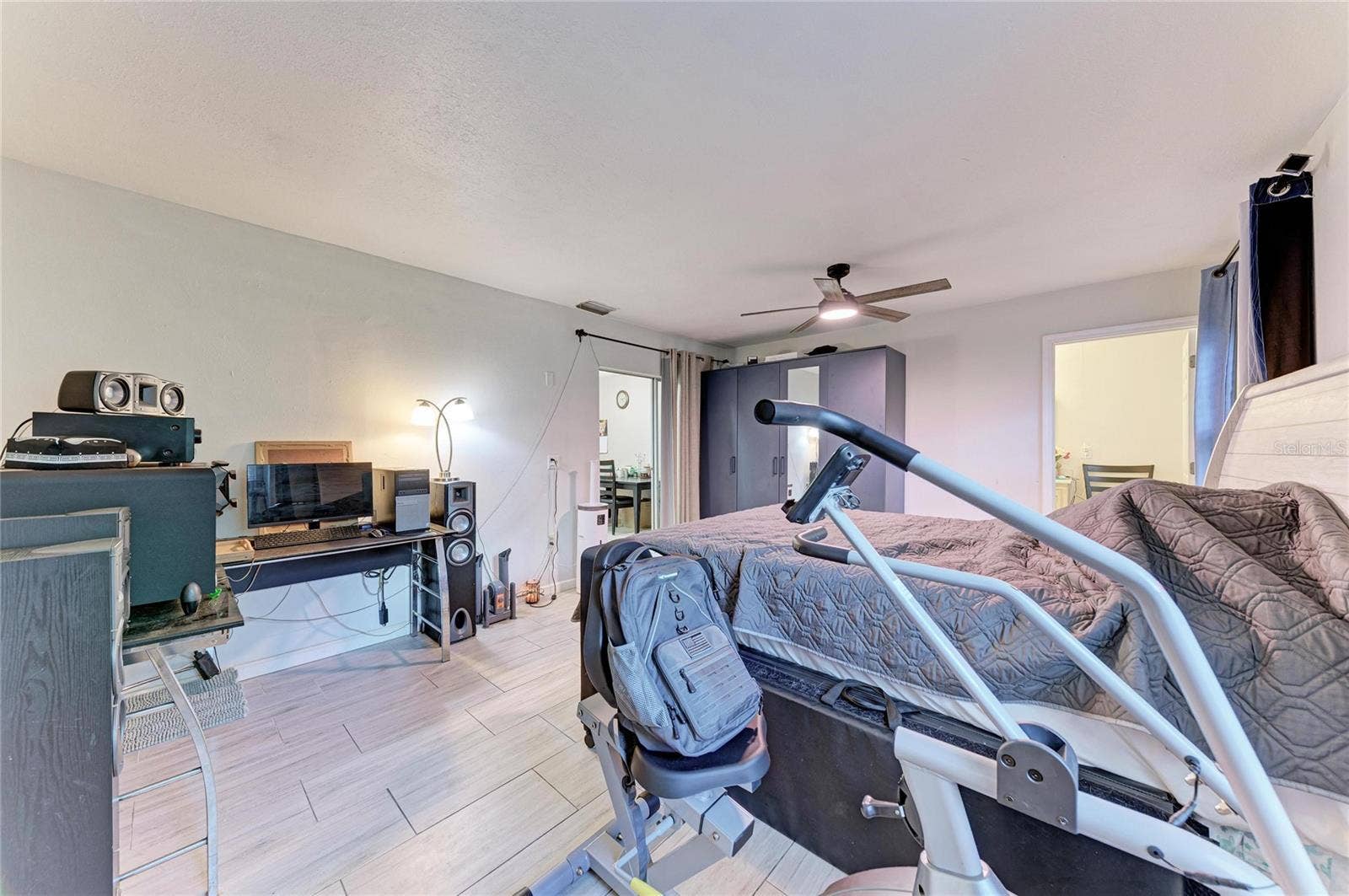 2821 YORKTOWN STREET, Sarasota, FL 34231 2821 YORKTOWN STREET, Sarasota, FL 34231