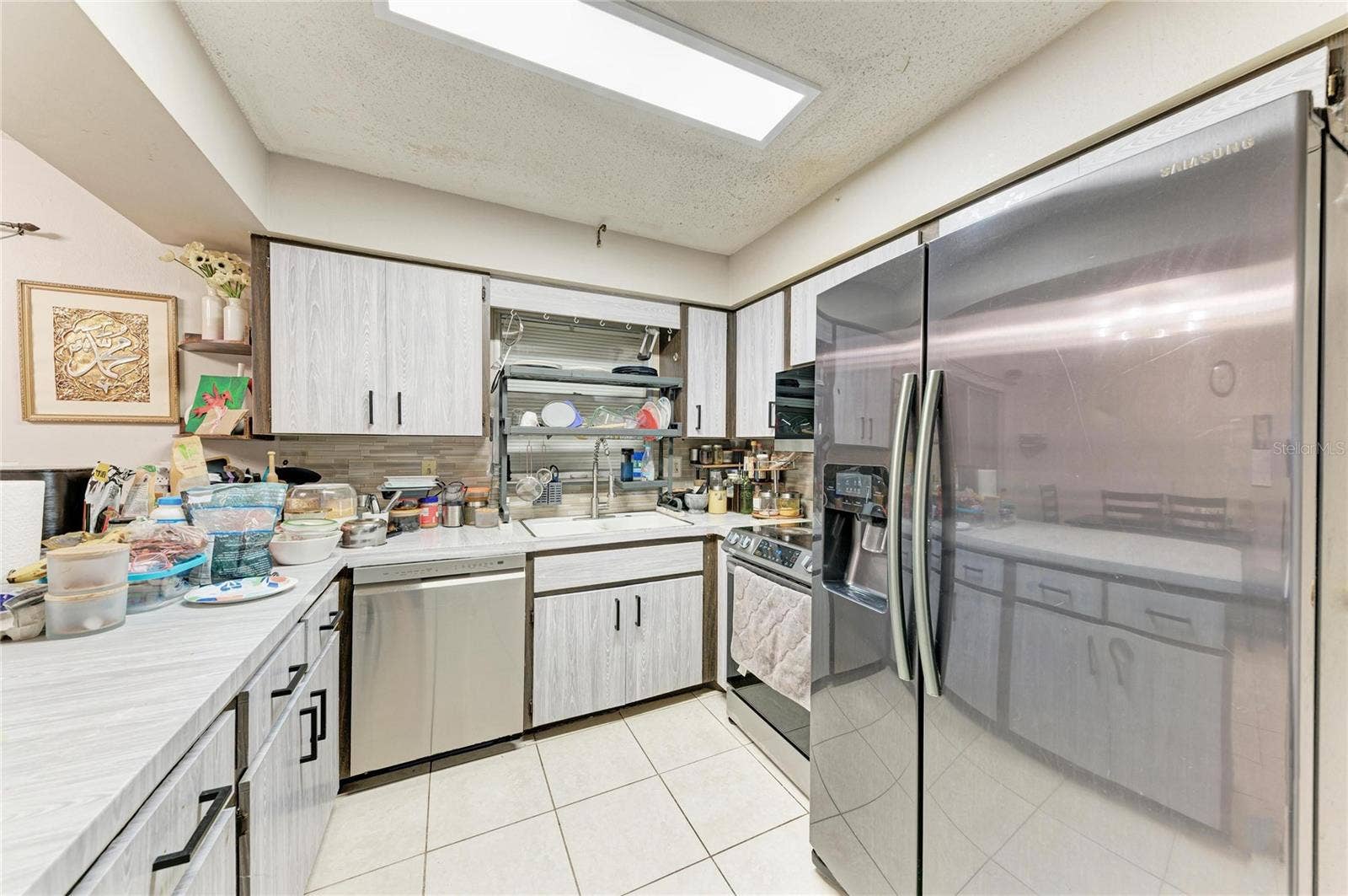 2821 YORKTOWN STREET, Sarasota, FL 34231 2821 YORKTOWN STREET, Sarasota, FL 34231