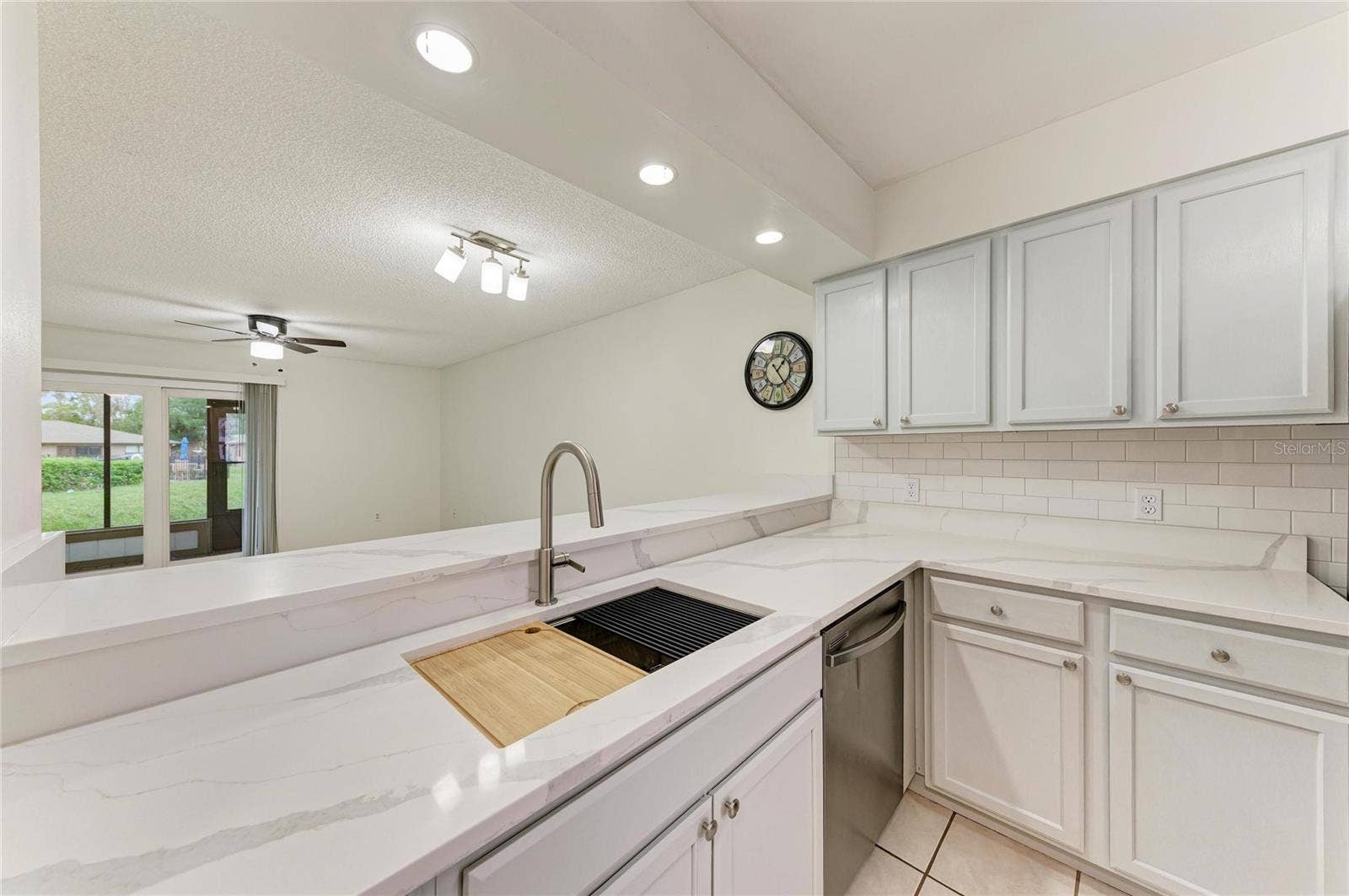 5313 11TH STREET CIRCLE E, Bradenton, FL 34203 5313 11TH STREET CIRCLE E, Bradenton, FL 34203