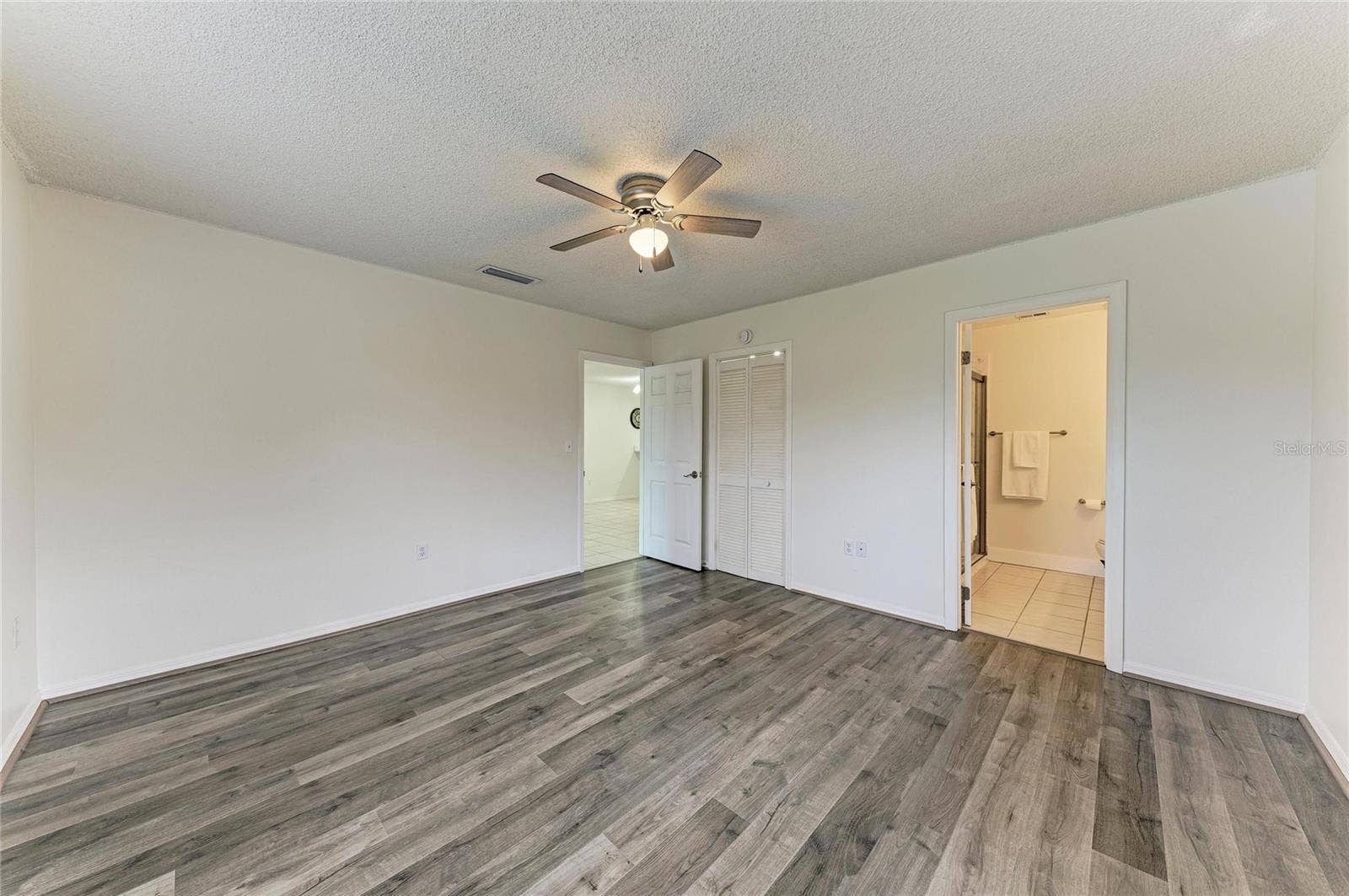 5313 11TH STREET CIRCLE E, Bradenton, FL 34203 5313 11TH STREET CIRCLE E, Bradenton, FL 34203