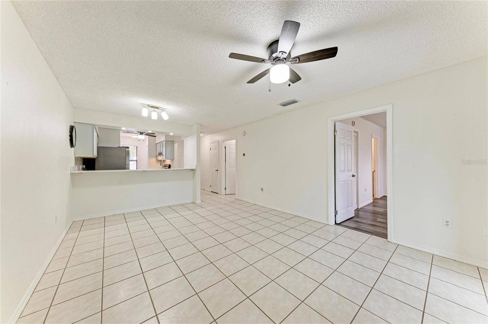 5313 11TH STREET CIRCLE E, Bradenton, FL 34203 5313 11TH STREET CIRCLE E, Bradenton, FL 34203