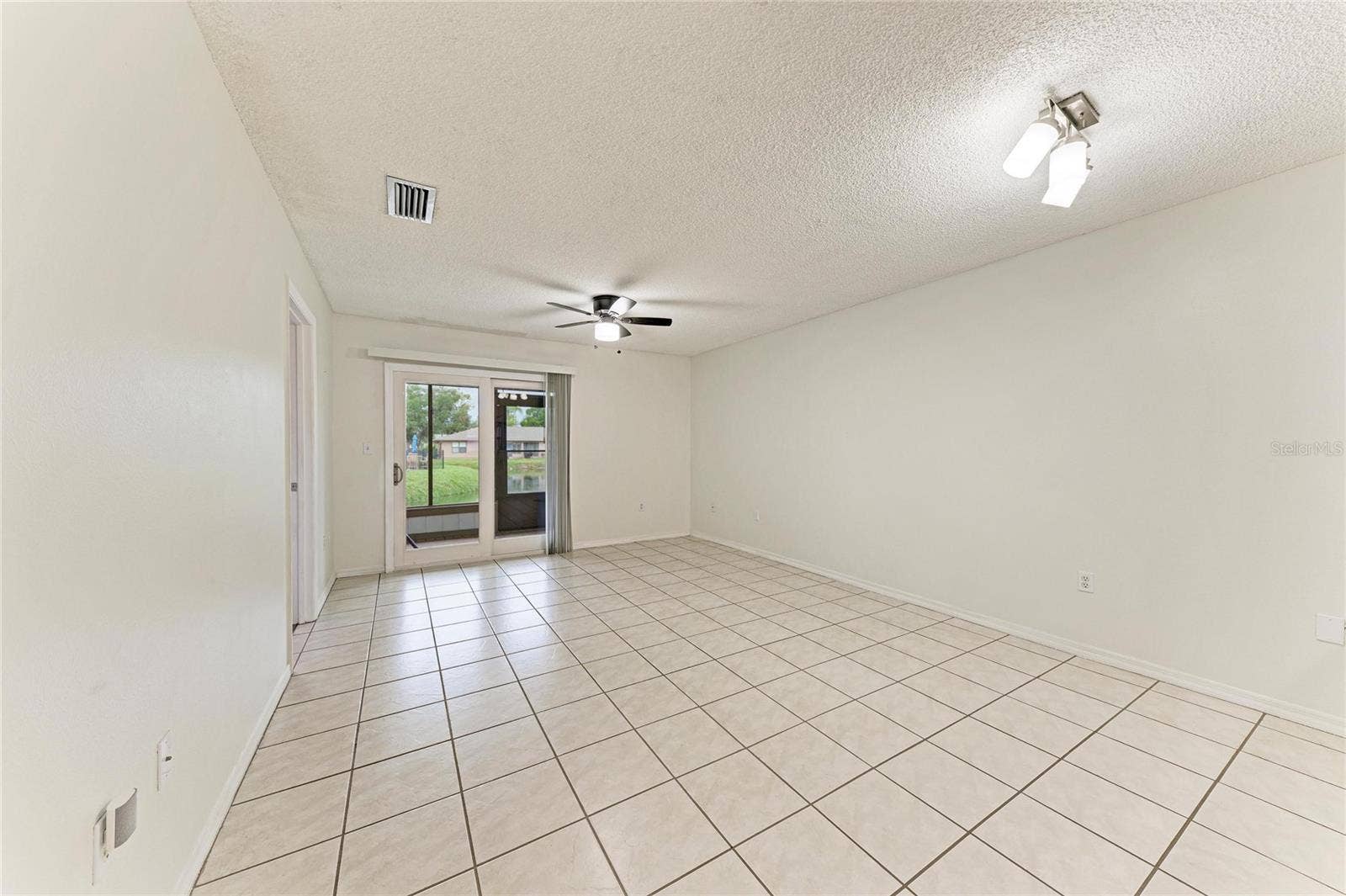 5313 11TH STREET CIRCLE E, Bradenton, FL 34203 5313 11TH STREET CIRCLE E, Bradenton, FL 34203