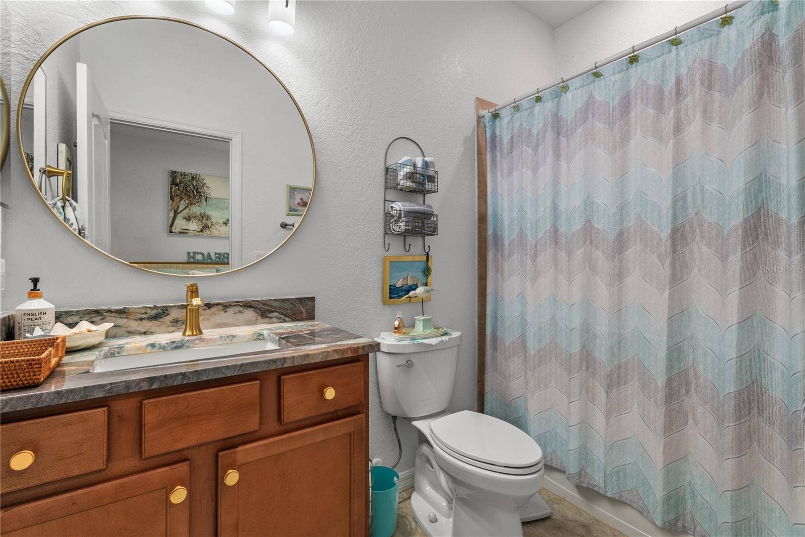 7122 MARSH VIEW TERRACE, Bradenton, FL 34212 Guestbath 2 inside Bedroom 3