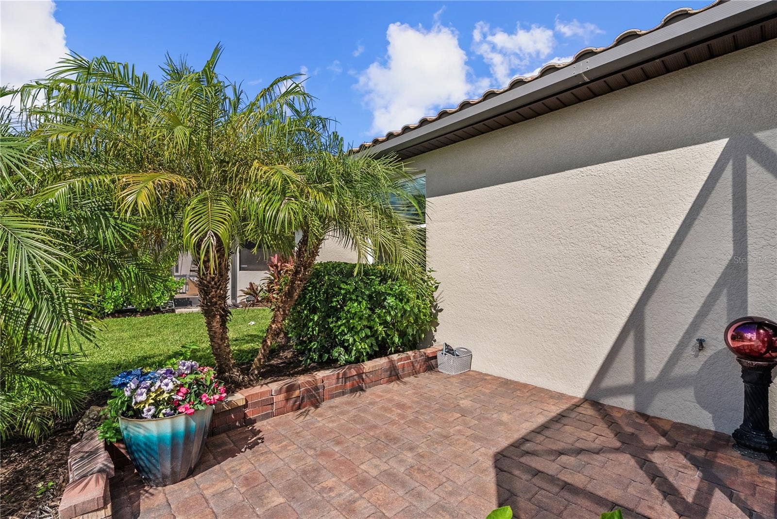 7122 MARSH VIEW TERRACE, Bradenton, FL 34212 Outside patio area