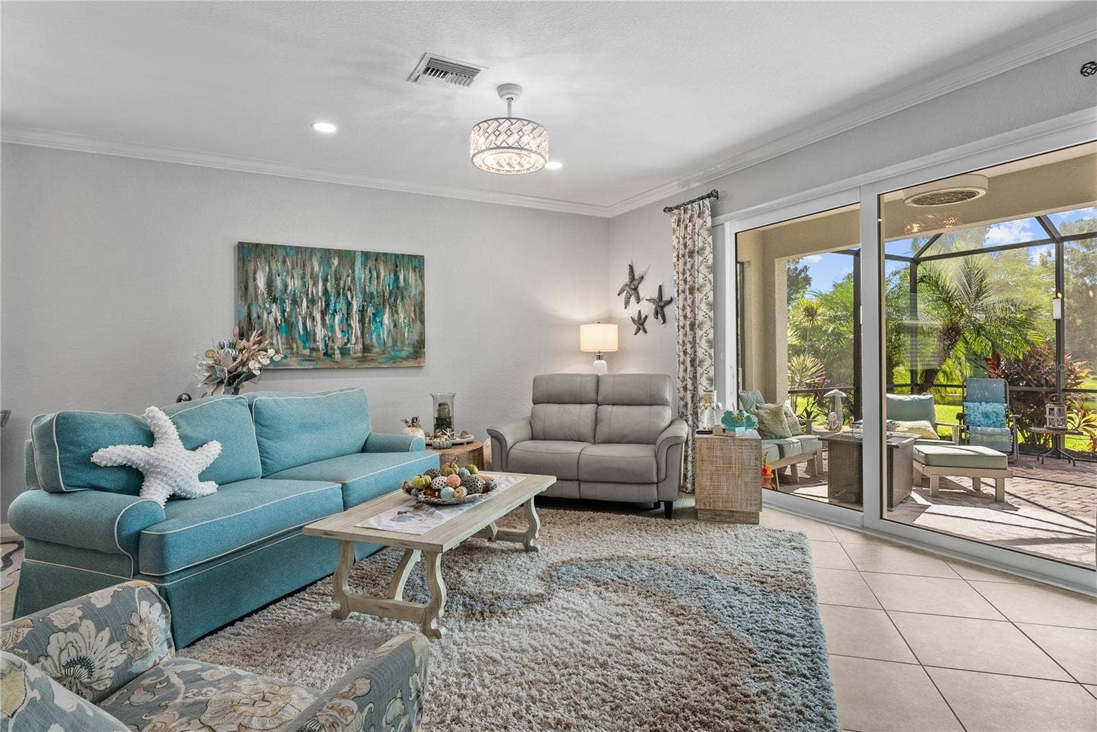 7122 MARSH VIEW TERRACE, Bradenton, FL 34212 Facing into Living room from kitchen