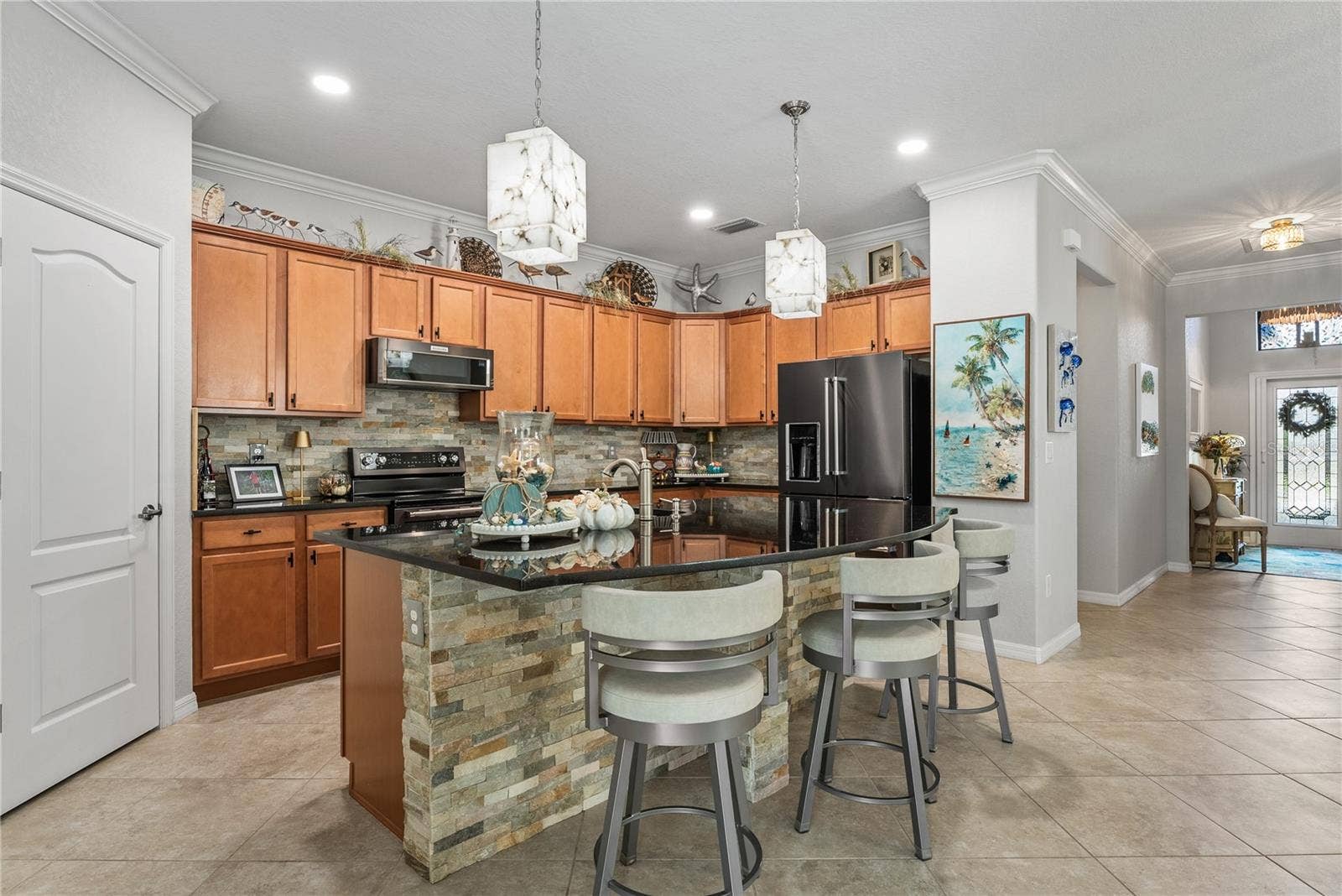 7122 MARSH VIEW TERRACE, Bradenton, FL 34212 Kitchen with brand new appliances