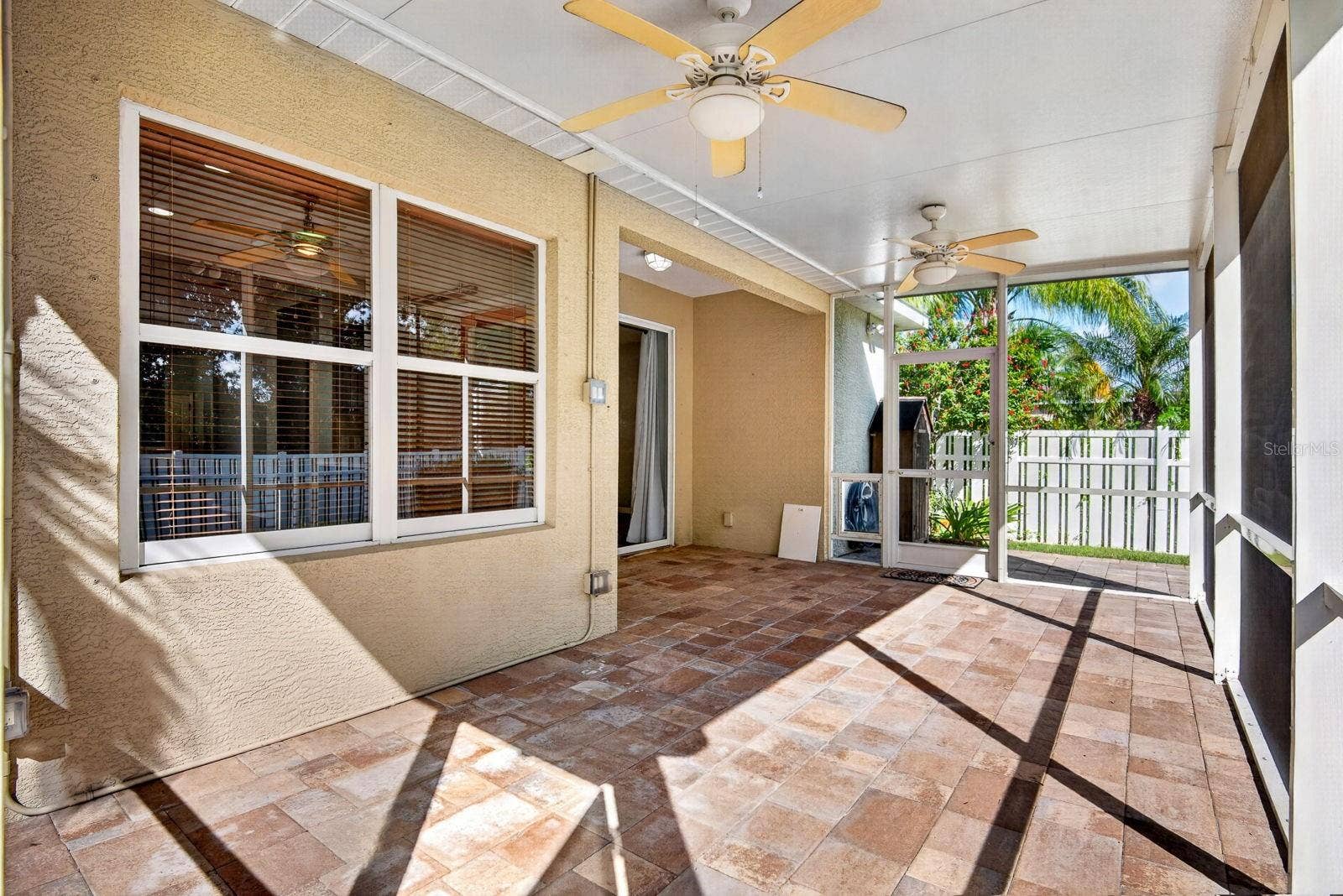 5312 AQUA BREEZE DRIVE, Bradenton, FL 34208 Large enclosed Lanai