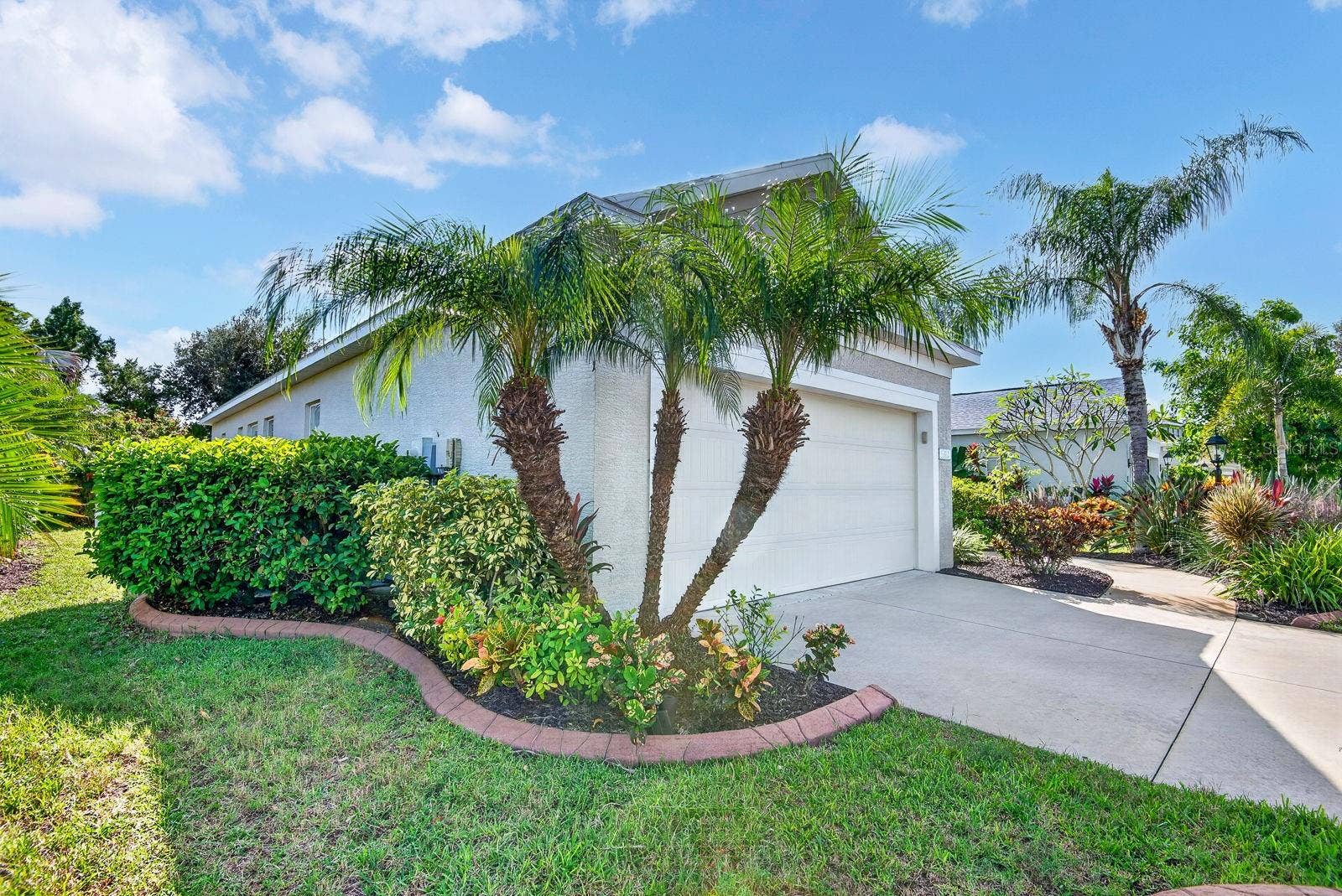 5312 AQUA BREEZE DRIVE, Bradenton, FL 34208 Side View facing west