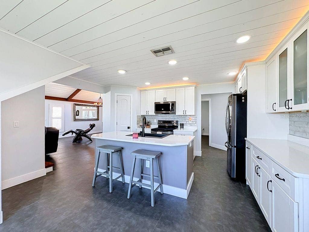 Bradenton, FL 34208 Island